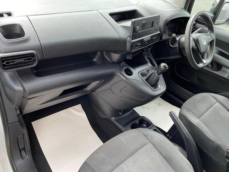 Vauxhall Combo Combo 1.6 Turbo D 2000 Edition L1 H1 Euro 6 (s/s) 4dr - U12