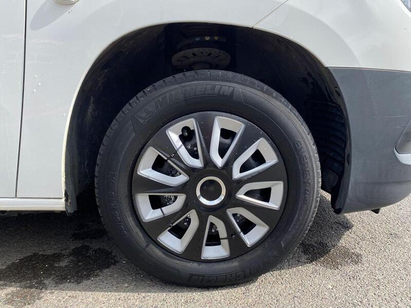 Vauxhall Combo Combo 1.6 Turbo D 2000 Edition L1 H1 Euro 6 (s/s) 4dr - U12