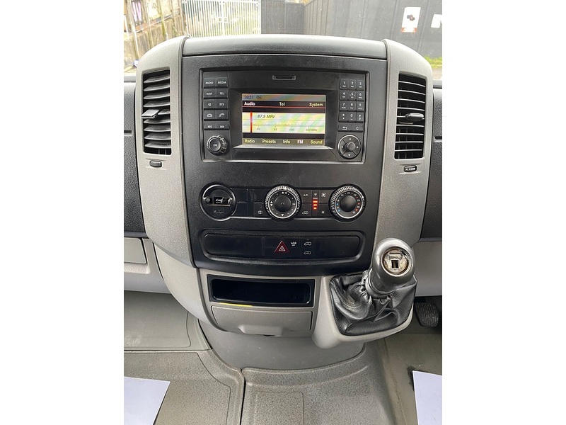 Mercedes-Benz Sprinter 2.1 313 CDi Panel Van 4dr Diesel Manual RWD L1 H3 (222 g/km, 129 bhp) - U120