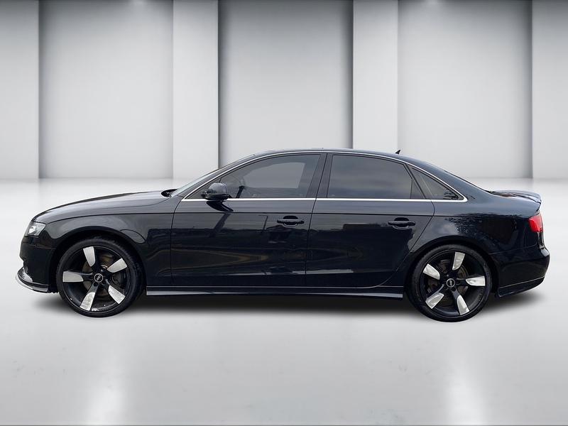 Audi A4 2.0 TFSI Dynamik Saloon 4dr Petrol Manual quattro Euro 5 (s/s) (211 ps) - U122