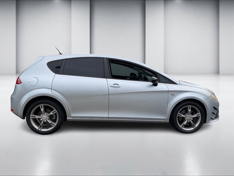 SEAT Leon 2.0 TFSI FR Hatchback 5dr Petrol DSG Euro 4 (200 ps) - U123