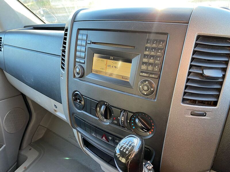 Mercedes-Benz Sprinter 2.1 313 CDi Panel Van 4dr Diesel Manual RWD L2 (129 bhp) - U127