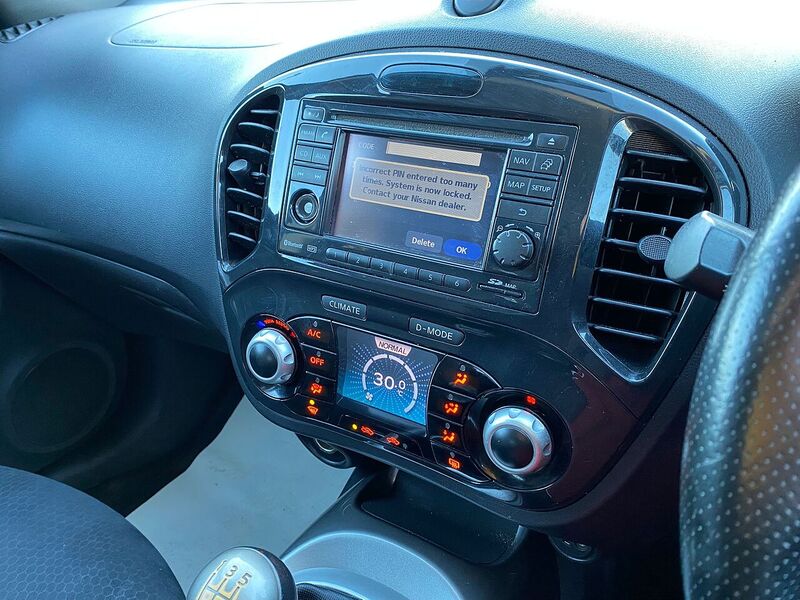 Nissan Juke 1.6 Acenta Premium SUV 5dr Petrol Manual Euro 5 (s/s) (117 ps) - U128