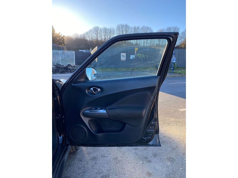 Nissan Juke 1.6 Acenta Premium SUV 5dr Petrol Manual Euro 5 (s/s) (117 ps) - U128