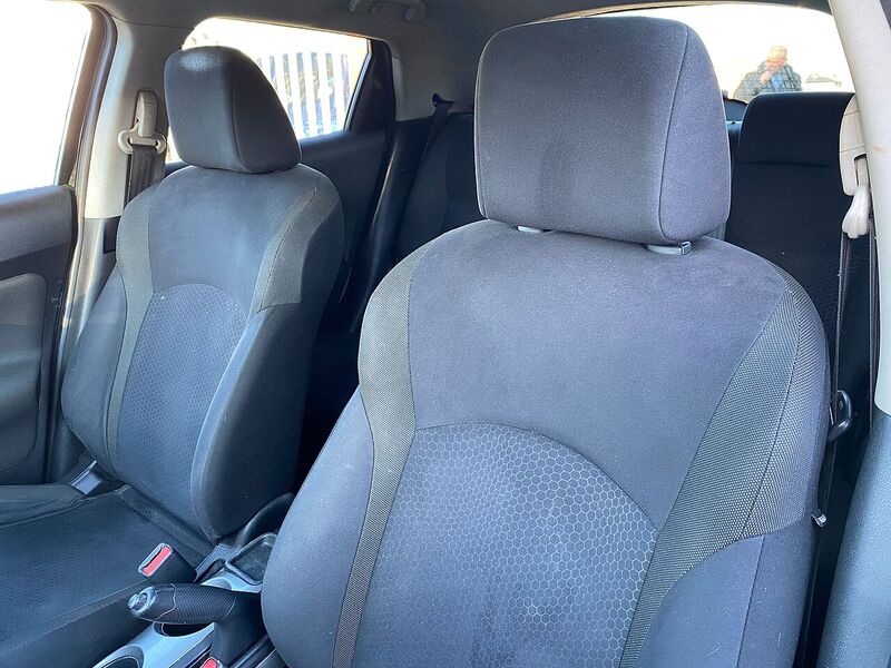 Nissan Juke 1.6 Acenta Premium SUV 5dr Petrol Manual Euro 5 (s/s) (117 ps) - U128