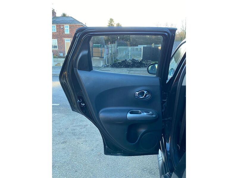 Nissan Juke 1.6 Acenta Premium SUV 5dr Petrol Manual Euro 5 (s/s) (117 ps) - U128