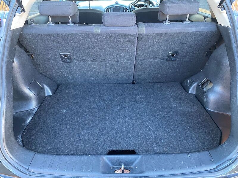 Nissan Juke 1.6 Acenta Premium SUV 5dr Petrol Manual Euro 5 (s/s) (117 ps) - U128