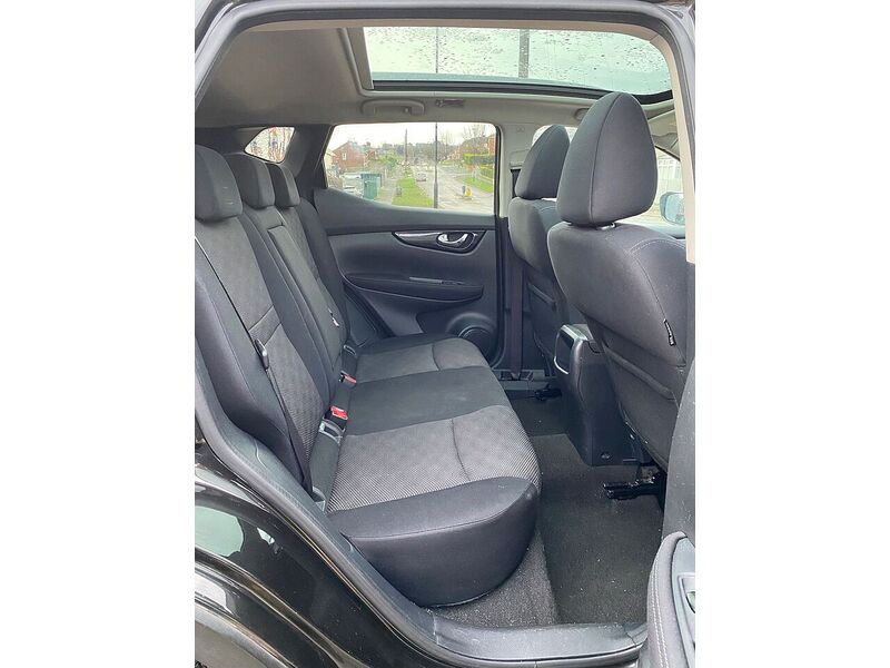 Nissan Qashqai 1.2 DIG-T n-tec+ SUV 5dr Petrol Manual 2WD Euro 5 (s/s) (115 ps) - U131