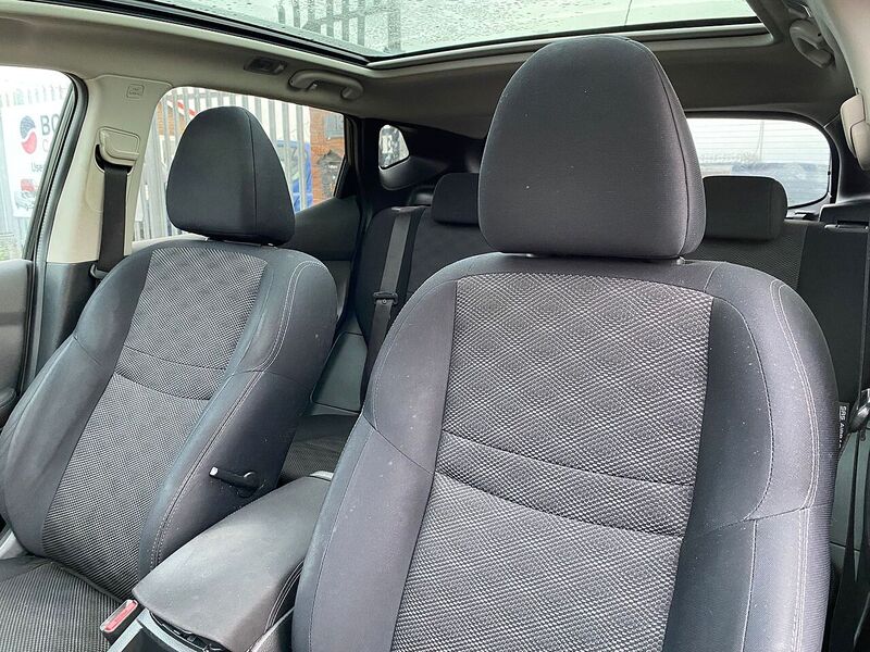 Nissan Qashqai 1.2 DIG-T n-tec+ SUV 5dr Petrol Manual 2WD Euro 5 (s/s) (115 ps) - U131