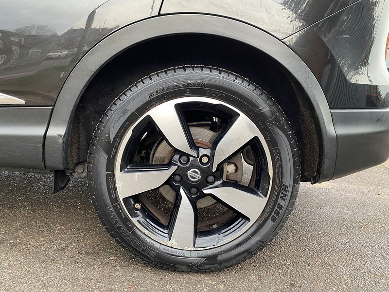 Nissan Qashqai 1.2 DIG-T n-tec+ SUV 5dr Petrol Manual 2WD Euro 5 (s/s) (115 ps) - U131