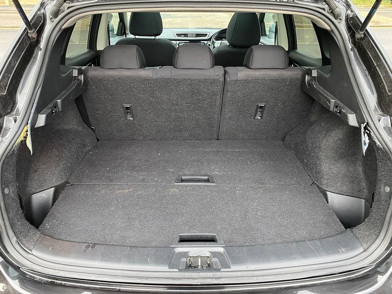 Nissan Qashqai 1.2 DIG-T n-tec+ SUV 5dr Petrol Manual 2WD Euro 5 (s/s) (115 ps) - U131