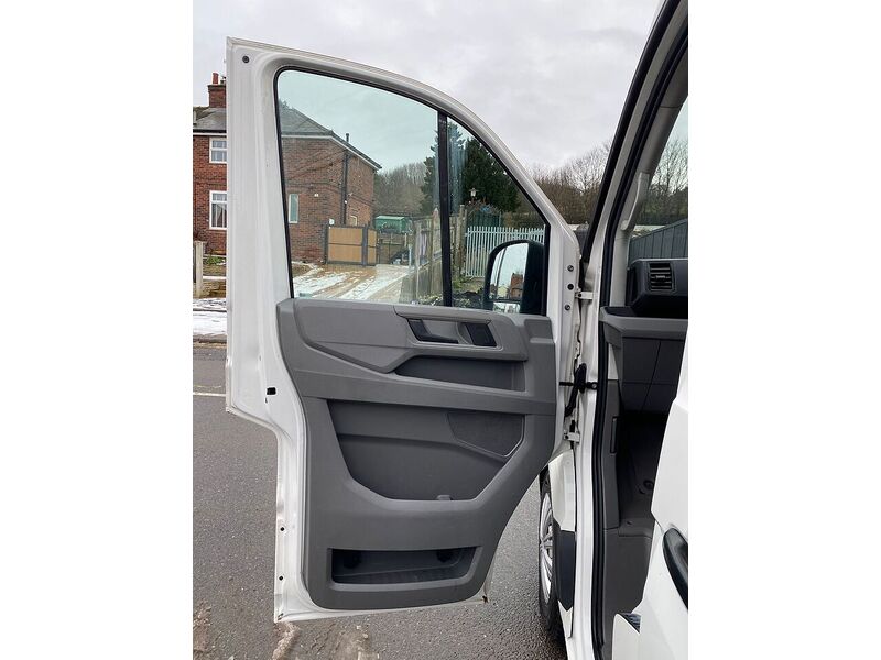 Volkswagen Crafter 2.0 TDI CR35 Trendline Panel Van 5dr Diesel Manual FWD LWB High Roof Euro 6 (s/s) (140 ps) - U133