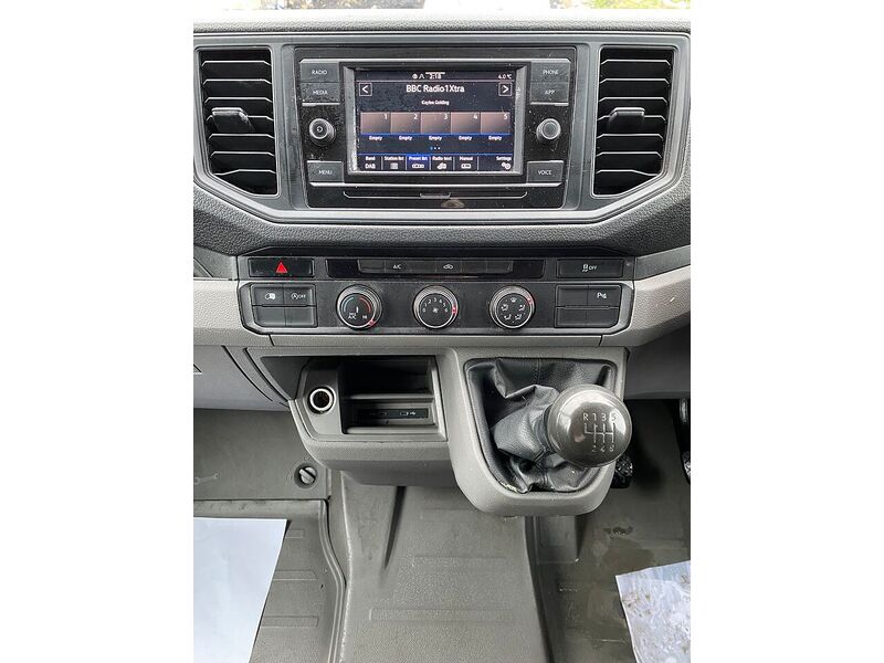 Volkswagen Crafter 2.0 TDI CR35 Trendline Panel Van 5dr Diesel Manual FWD LWB High Roof Euro 6 (s/s) (140 ps) - U133