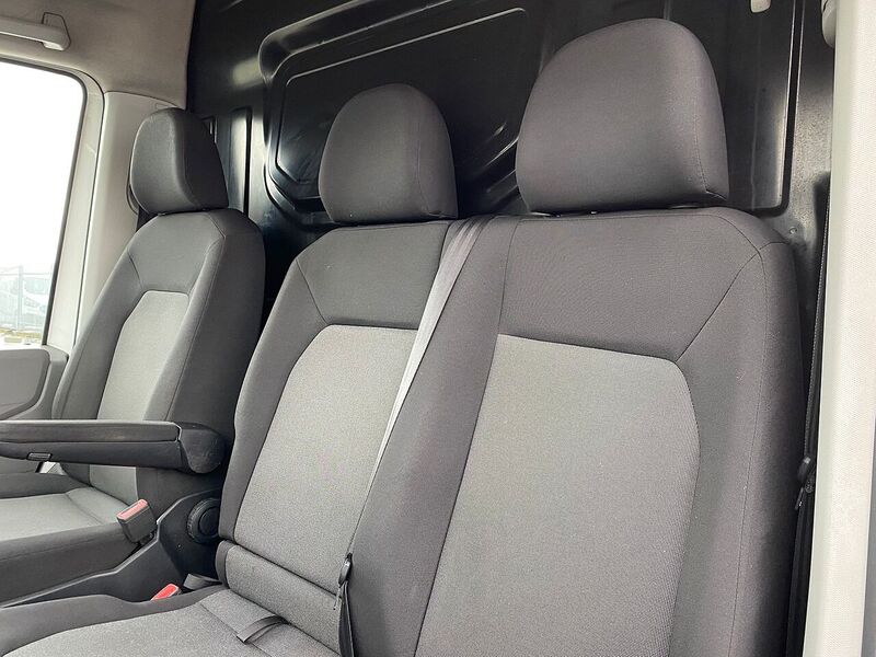 Volkswagen Crafter 2.0 TDI CR35 Trendline Panel Van 5dr Diesel Manual FWD LWB High Roof Euro 6 (s/s) (140 ps) - U133