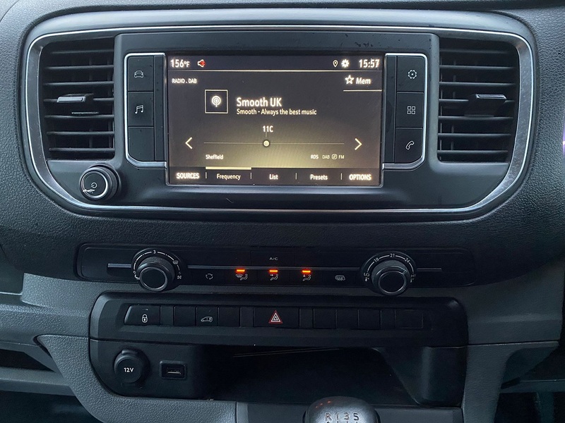 Vauxhall Vivaro 1.5 Turbo D 2900 Dynamic Panel Van 6dr Diesel Manual L2 H1 Euro 6 (s/s) (100 ps) - U134