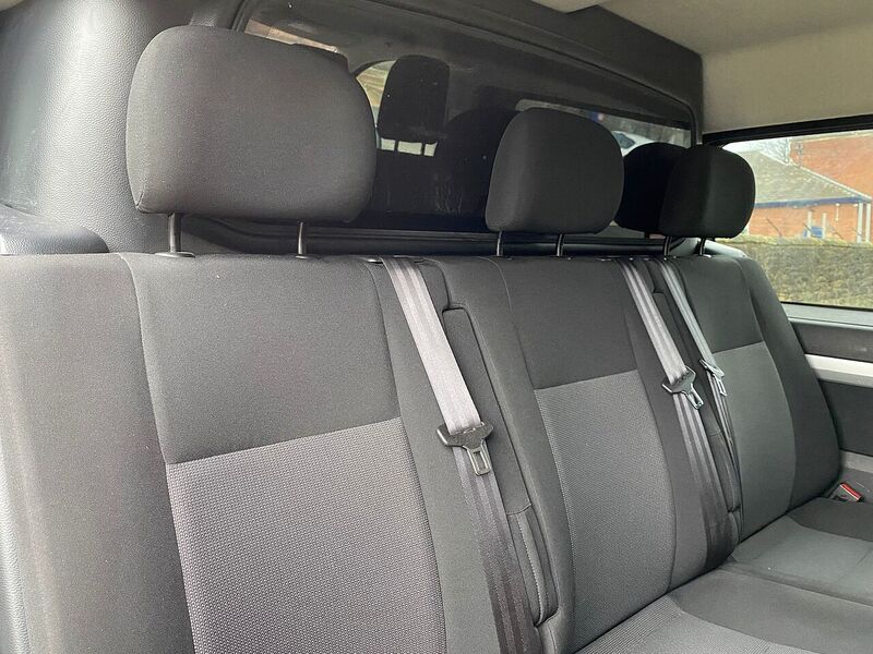 Vauxhall Vivaro 2.0 Turbo D 3100 Elite Crew Van Double Cab 5dr Diesel Manual L1 H1 Euro 6 (s/s) (150 ps) - U138