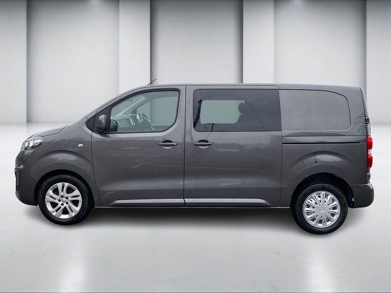 Vauxhall Vivaro 2.0 Turbo D 3100 Elite Crew Van Double Cab 5dr Diesel Manual L1 H1 Euro 6 (s/s) (150 ps) - U138