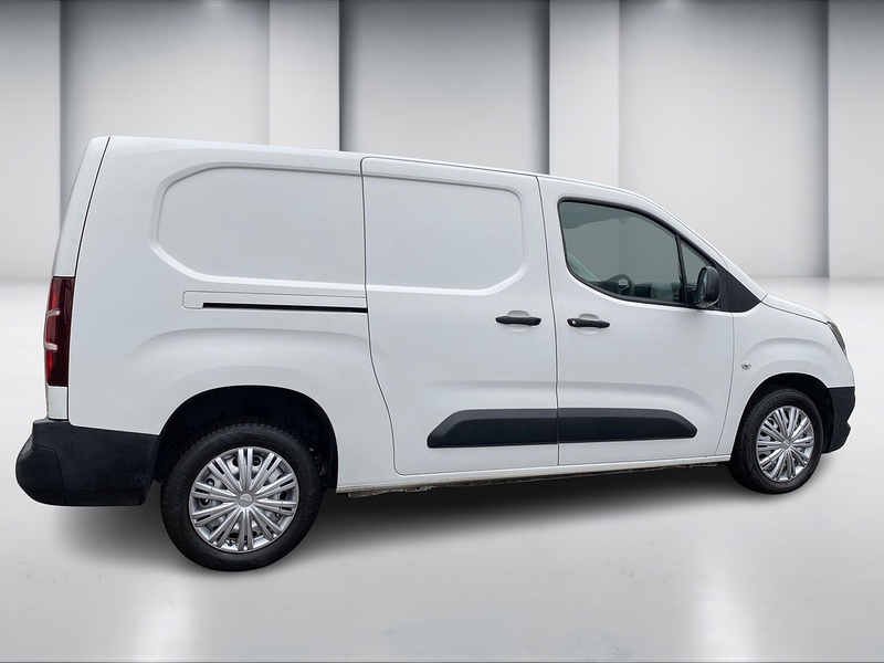 Vauxhall Combo 1.5 Turbo D 2300 Edition Panel Van 6dr Diesel Manual L2 H1 Euro 6 (s/s) (100 ps) - U142