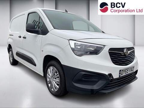 Vauxhall Combo 1.5 Turbo D 2900 Dynamic Panel Van 6dr Diesel Manual L2 H1 Euro 6 (s/s) (100 ps)