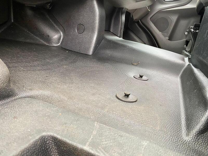 Ford Transit Transit 2.0 350 EcoBlue Leader Crew Van RWD L3 H3 Euro 6 (s/s) 6dr - U17