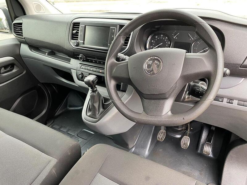 Vauxhall Vivaro Vivaro 2.0 Turbo D 3100 Sportive Crew Van L1 H1 Euro 6 (s/s) 5dr - U20