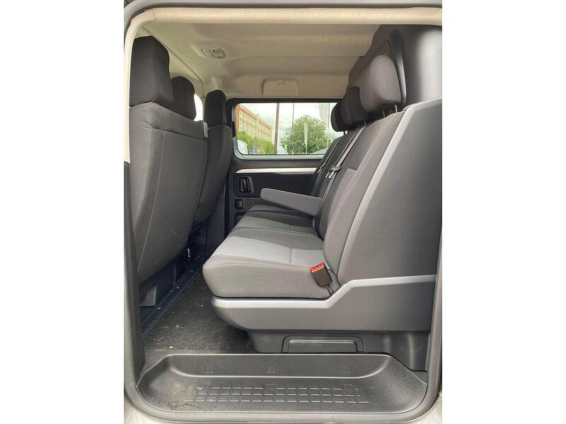 Vauxhall Vivaro Vivaro 2.0 Turbo D 3100 Sportive Crew Van L1 H1 Euro 6 (s/s) 5dr - U20