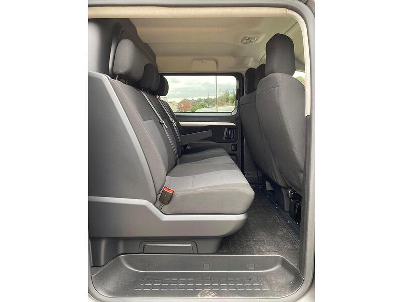 Vauxhall Vivaro Vivaro 2.0 Turbo D 3100 Sportive Crew Van L1 H1 Euro 6 (s/s) 5dr - U20