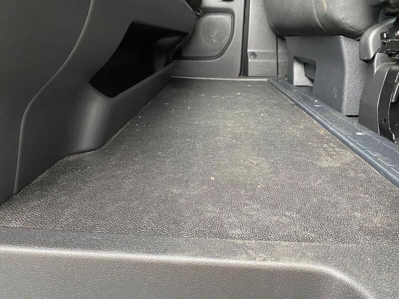 Vauxhall Vivaro Vivaro 2.0 Turbo D 3100 Sportive Crew Van L1 H1 Euro 6 (s/s) 5dr - U20