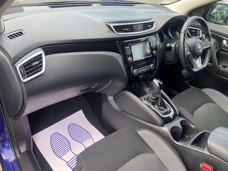 Nissan Qashqai Qashqai 1.3 DIG-T N-Connecta DCT Auto Euro 6 (s/s) 5dr - U27