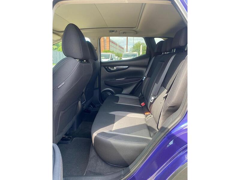 Nissan Qashqai Qashqai 1.3 DIG-T N-Connecta DCT Auto Euro 6 (s/s) 5dr - U27