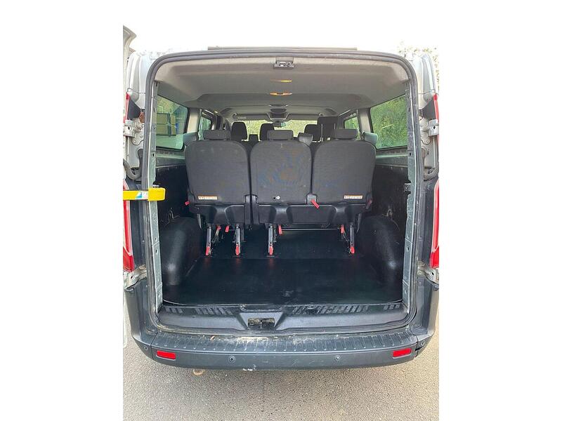 Ford Transit Custom 2.2 TDCi 310 Trend Kombi 5dr Diesel Manual L2 H1 (172 g/km, 123 bhp) - U40