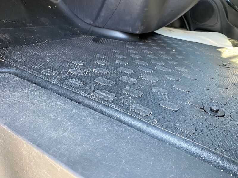 Renault Trafic 2.0 dCi ENERGY 28 Business Panel Van 5dr Diesel Manual SWB Standard Roof Euro 6 (s/s) (120 ps) - U58