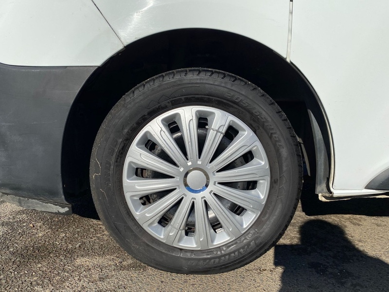 Renault Trafic 2.0 dCi ENERGY 28 Business Panel Van 5dr Diesel Manual SWB Standard Roof Euro 6 (s/s) (120 ps) - U58