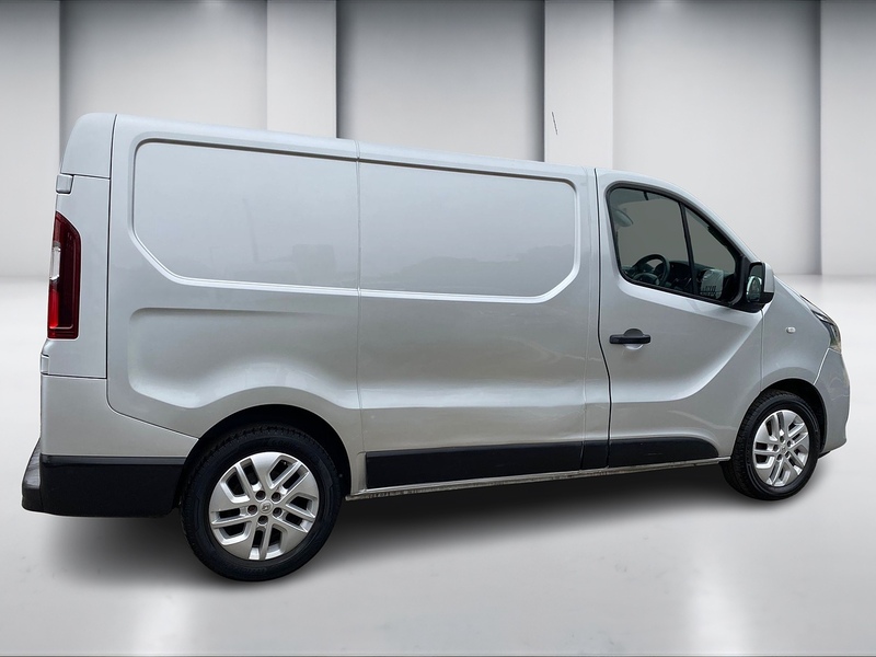 Renault Trafic 2.0 dCi ENERGY 28 Sport Panel Van 5dr Diesel Manual SWB Standard Roof Euro 6 (s/s) (120 ps) - U64