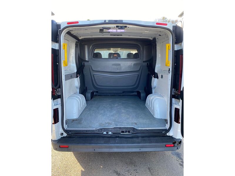 Vauxhall Vivaro 1.6 CDTi 2900 BiTurbo ecoTEC Sportive Crew Van Double Cab 5dr Diesel Manual L1 H1 Euro 6 (s/s) (6 - U78