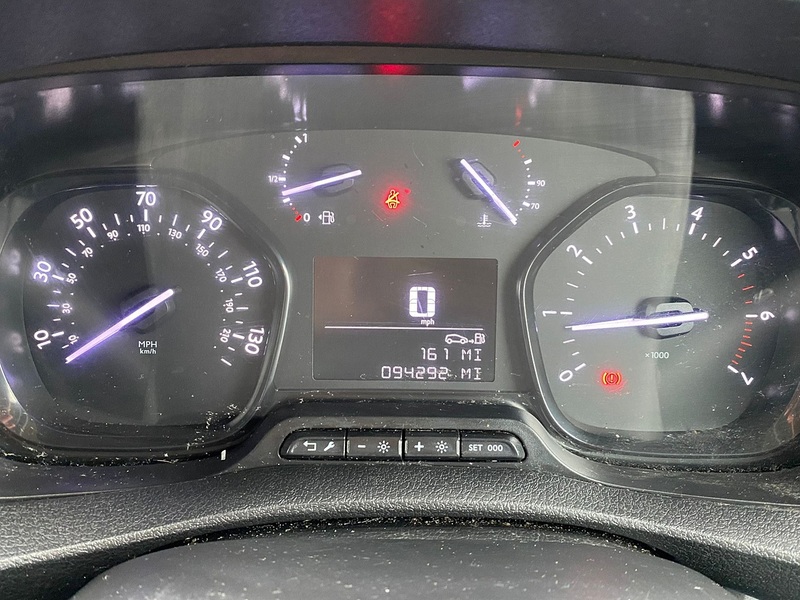 Peugeot Expert 2.0 BlueHDi 1400 Professional Long Panel Van 6dr Diesel Manual LWB Euro 6 (s/s) (120 ps) - U80