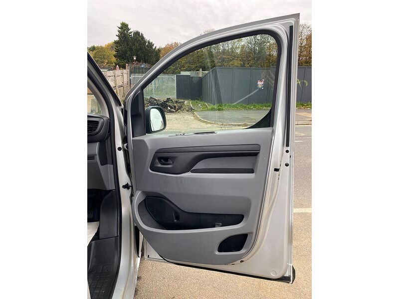 Peugeot Expert 2.0 BlueHDi 1400 Professional Long Panel Van 6dr Diesel Manual LWB Euro 6 (s/s) (120 ps) - U80