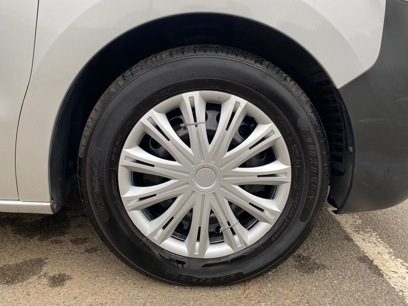 Peugeot Expert 2.0 BlueHDi 1400 Professional Long Panel Van 6dr Diesel Manual LWB Euro 6 (s/s) (120 ps) - U80