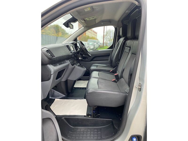 Peugeot Expert 2.0 BlueHDi 1400 Professional Long Panel Van 6dr Diesel Manual LWB Euro 6 (s/s) (120 ps) - U80