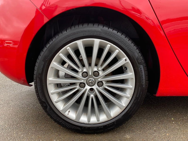 Vauxhall Astra 1.0i Turbo ecoFLEX Elite Hatchback 5dr Petrol Manual Euro 6 (s/s) (105 ps) - U81