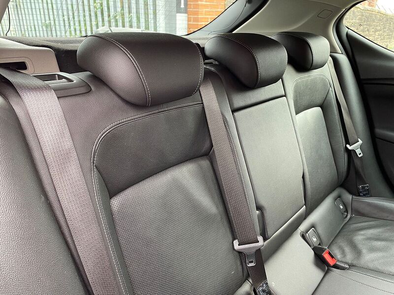 Vauxhall Astra 1.0i Turbo ecoFLEX Elite Hatchback 5dr Petrol Manual Euro 6 (s/s) (105 ps) - U81