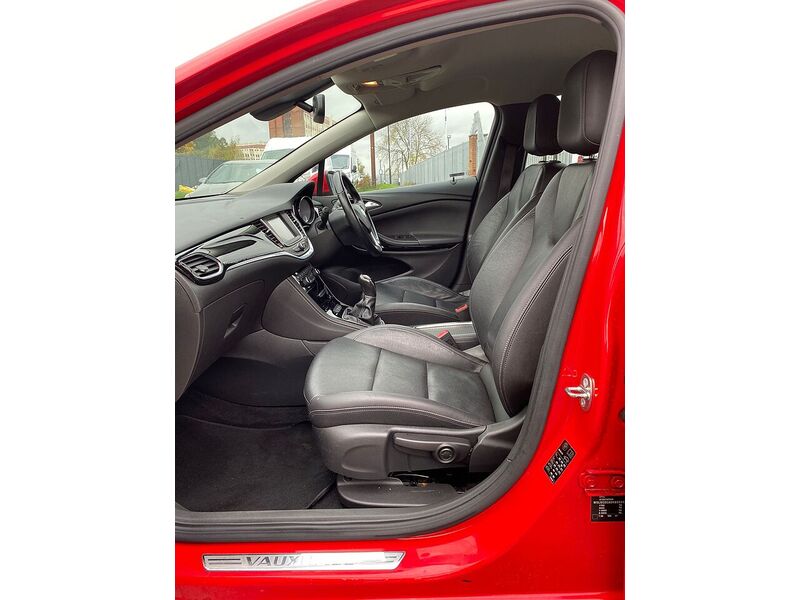 Vauxhall Astra 1.0i Turbo ecoFLEX Elite Hatchback 5dr Petrol Manual Euro 6 (s/s) (105 ps) - U81