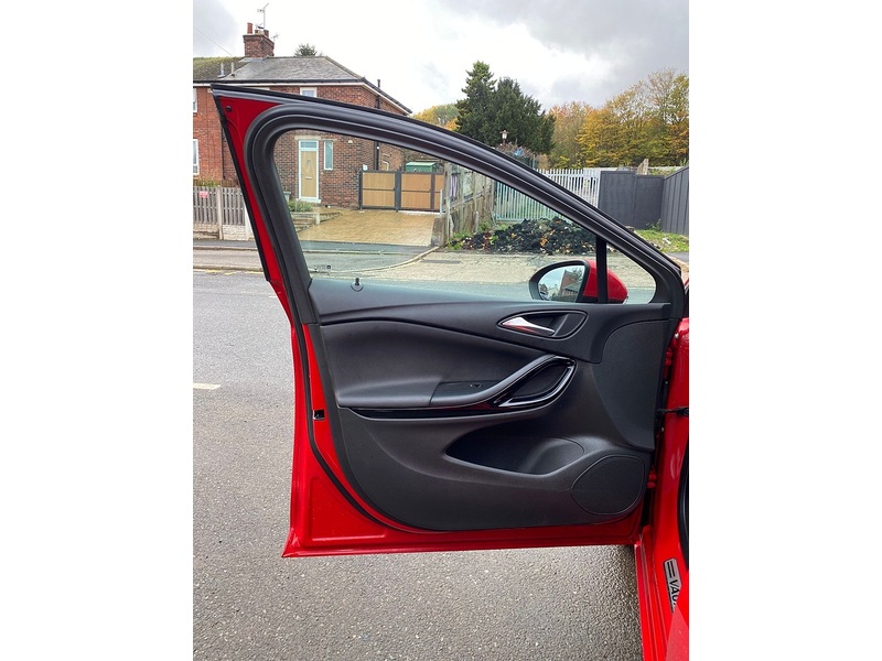 Vauxhall Astra 1.0i Turbo ecoFLEX Elite Hatchback 5dr Petrol Manual Euro 6 (s/s) (105 ps) - U81