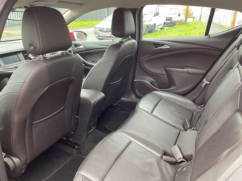 Vauxhall Astra 1.0i Turbo ecoFLEX Elite Hatchback 5dr Petrol Manual Euro 6 (s/s) (105 ps) - U81