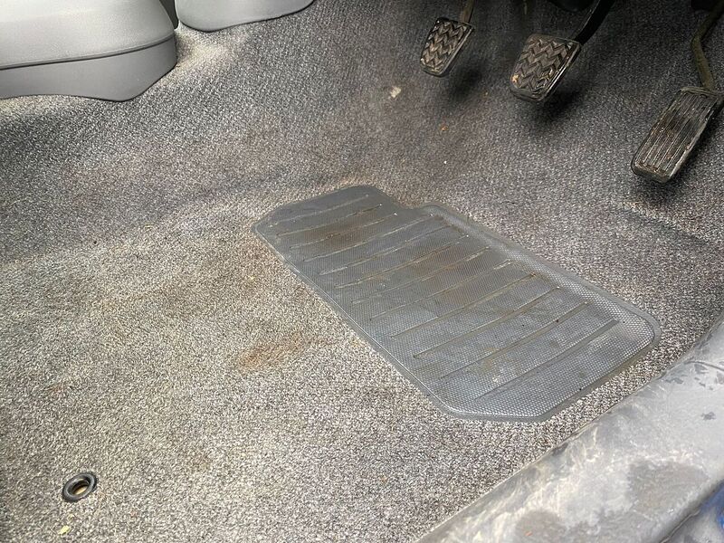 Toyota Yaris 1.0 VVT-i 16v GLS Hatchback 5dr Petrol Manual (137 g/km, 67 bhp) - U82