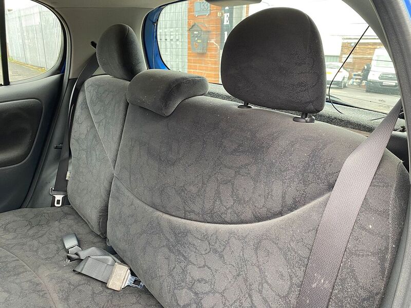 Toyota Yaris 1.0 VVT-i 16v GLS Hatchback 5dr Petrol Manual (137 g/km, 67 bhp) - U82