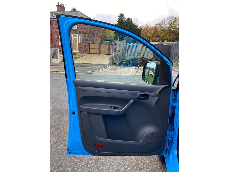 Volkswagen Caddy Maxi 1.6 TDi C20 Maxi Panel Van 5dr Diesel Manual FWD (155 g/km, 101 bhp) - U85