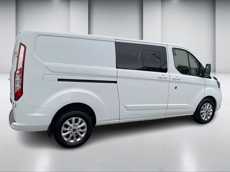Ford Transit Custom 2.0 300 EcoBlue Limited Crew Van Double Cab 5dr Diesel Auto L2 H1 Euro 6 (s/s) (5 Seat) (130 ps) - U93