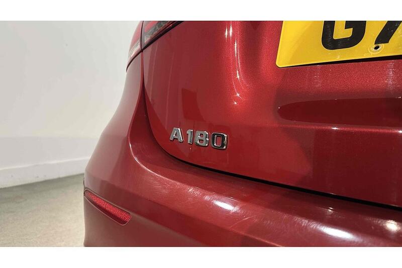 Mercedes-Benz A Class 1.3 A180 AMG Line Hatchback 5dr Petrol 7G-DCT Euro 6 (s/s) (136 ps) - U100