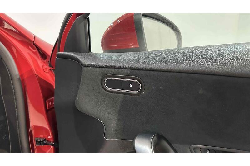 Mercedes-Benz A Class 1.3 A180 AMG Line Hatchback 5dr Petrol 7G-DCT Euro 6 (s/s) (136 ps) - U100